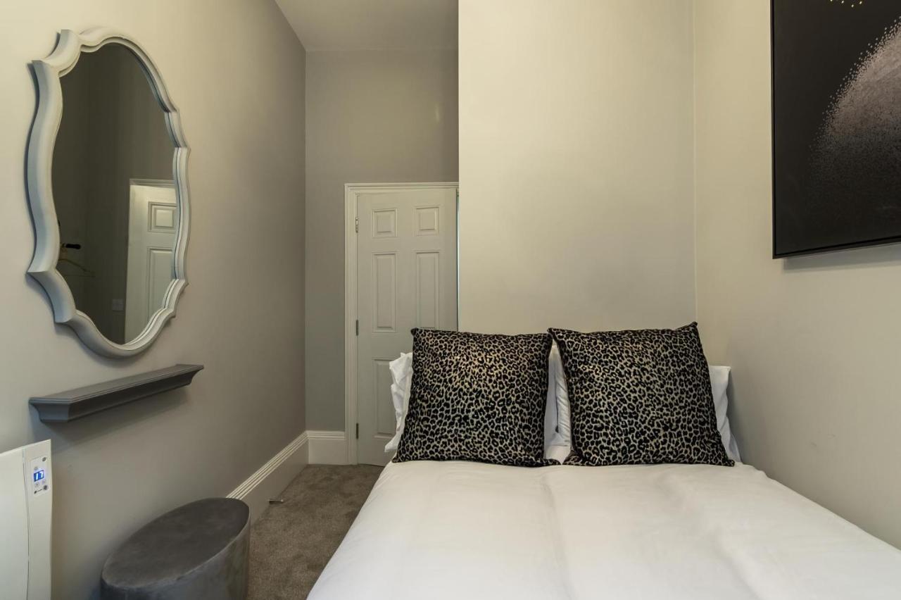 Pieces Of Eight - 2 Bedroom Apartment - Tenby - Esterno foto